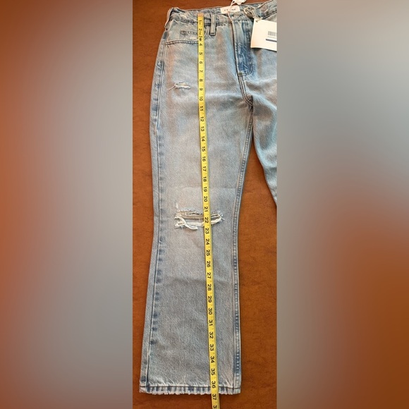 FRAME Le High n Tight Cropped Distressed Bootcut Jeans NWT Size 25 | $448 Retail - Picture 7 of 9